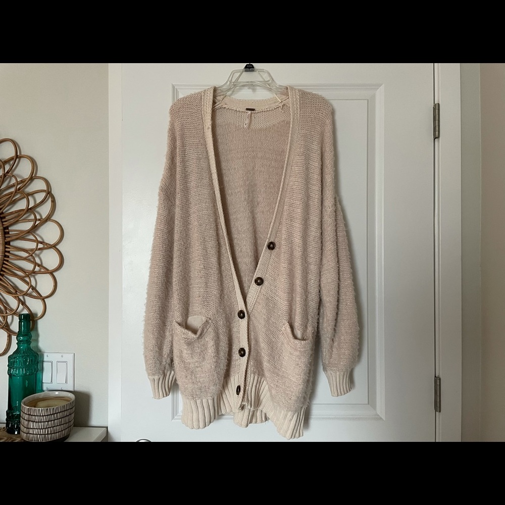 FREE PEOPLE || oversized cardigan sweater